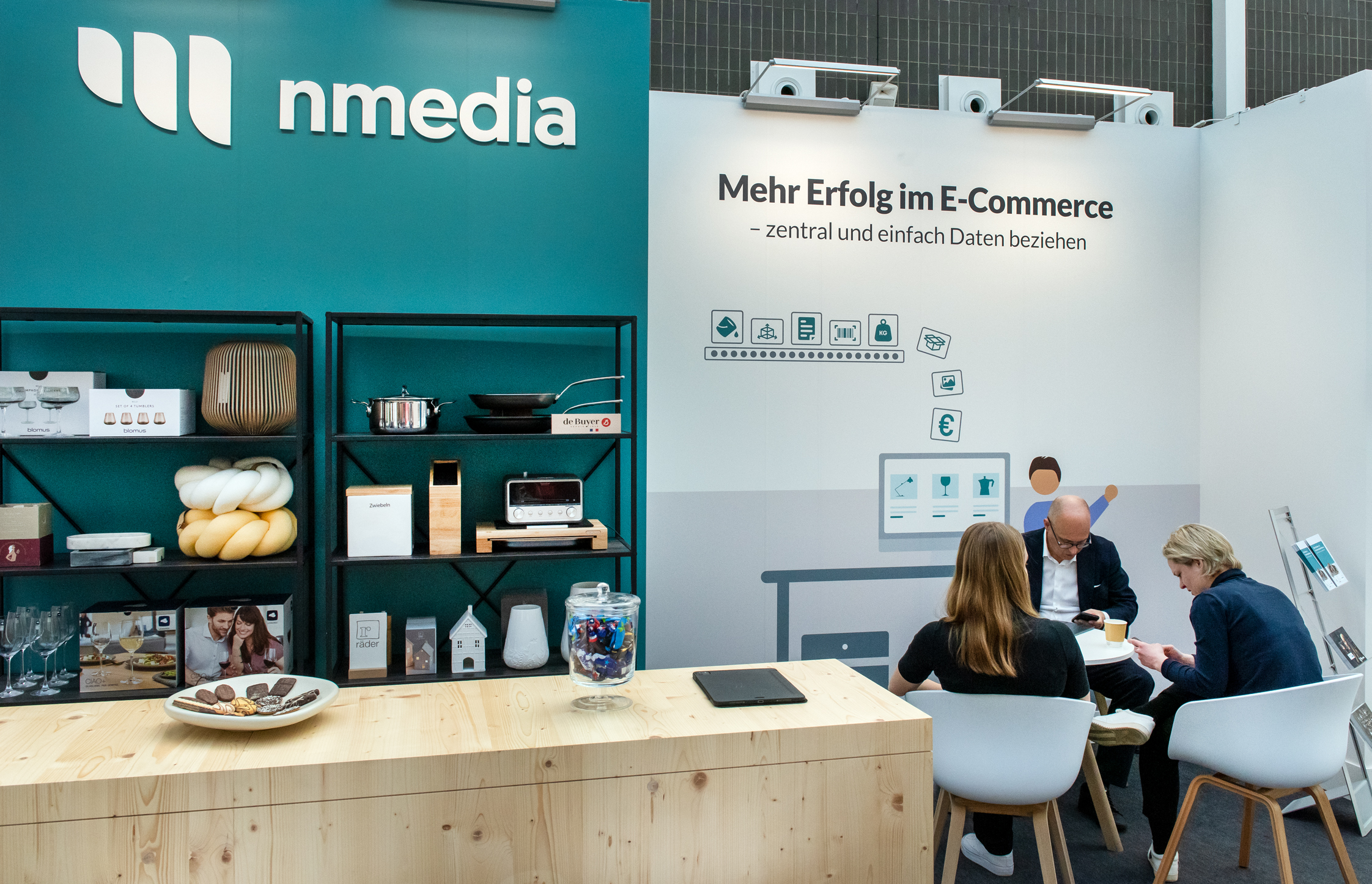 nmedia.hub booth at Christmasworld